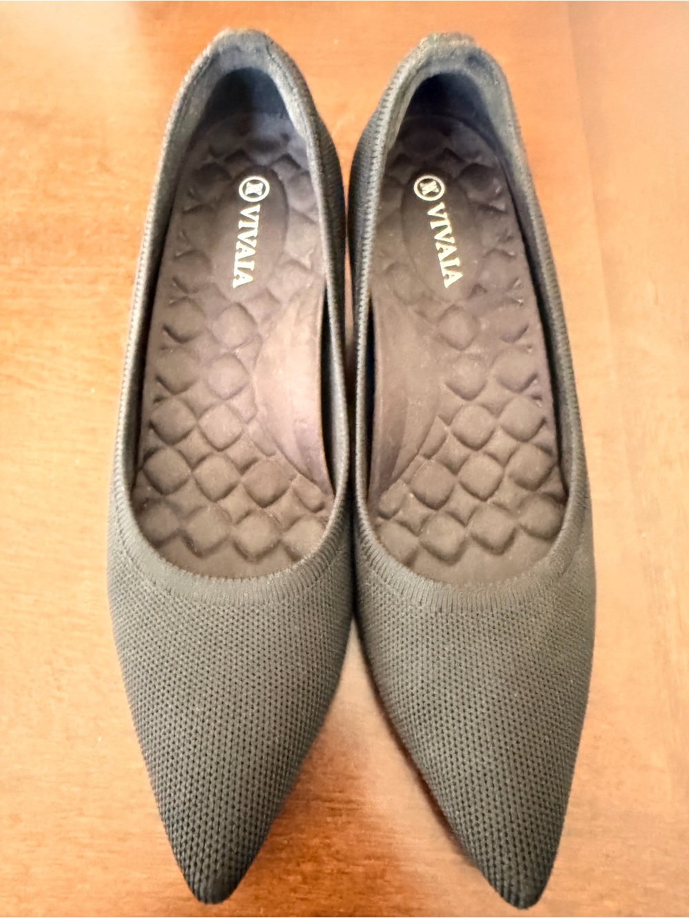 VIVAIA Black Pointed Knit Flats - Lightweight Comfort